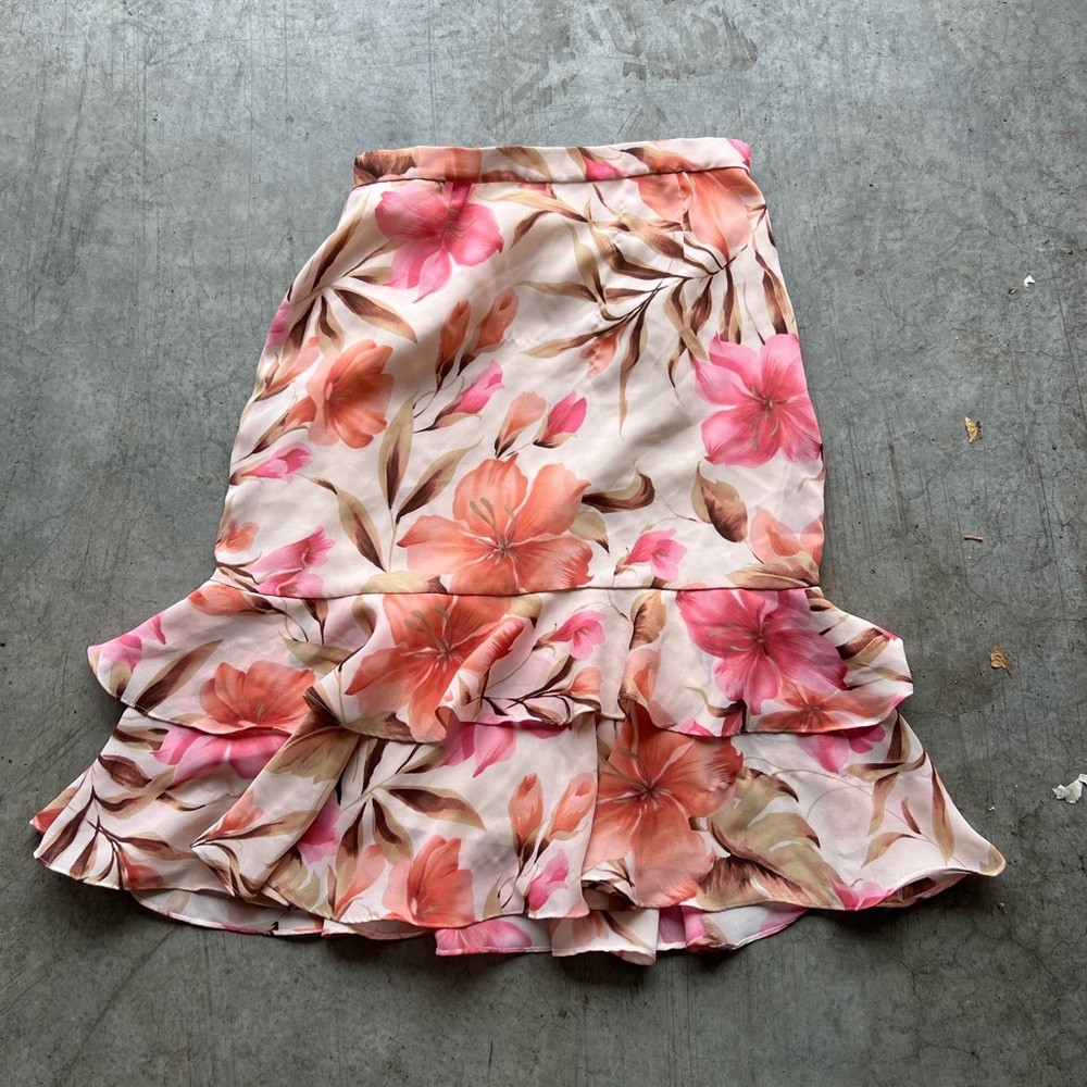 90s floral ruffle skirt